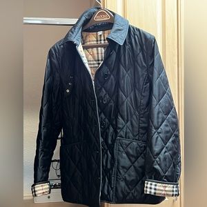 Burberry Fernleigh Thermoregulated Diamond Quilted Jacket